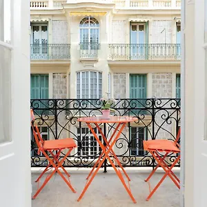 https://la-romantica-dante.fr-provencehotel.com